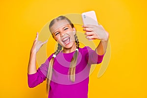 Close-up portrait of her she nice attractive cool glad ecstatic cheerful cheery girl taking selfie showing horn having