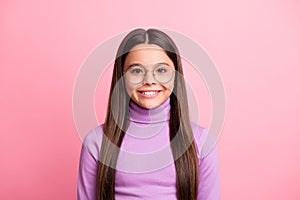 Close-up portrait of her she nice attractive pretty cheerful cheery intelligent diligent long-haired girl learner