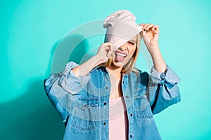 Close-up portrait of nice attractive lovely charming cheerful cheery crazy teen girl wearing modern cool streetstyle