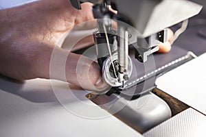 Professional sewing machine for leather work