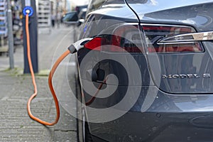 Tesla Model S charging