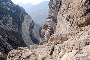 Close-up of suicide point in kaza