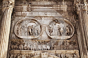 Close up view of Arco di Constantino photo