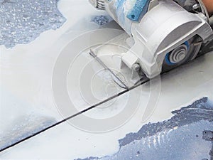 Close up wet sawing machine for cutting marble stone
