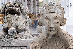 Close-ups statue the face Chinese Ship Ballast.