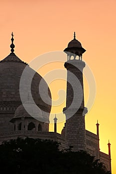 Close view of Taj Mahal at sunset in Agra, Uttar Pradesh, India