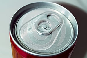 Closed beverage can with stay-tab mechanism