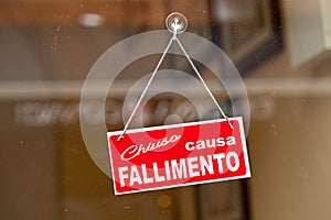 Closed due to failure - Sign written in Italian photo