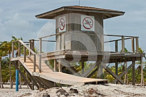 Closed Lifeguard Stand