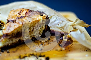 Closeup on a crumb cake stuffed with strawberry marmalade