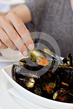 Mejillones a la marinera, spanish mussels recipe photo