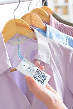 Cloth label with QR code