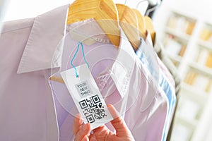 Cloth label with QR code