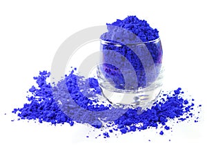 Cloth Whitener Indigo on a transparent pot