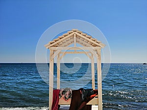 Clothes and wind waiting for the sun to set