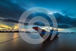 Cloud on boat