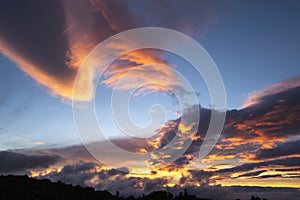 Cloud formation, altocumulus lenticularis,