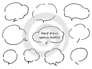 A cloud-like line-drawing speech balloons.