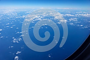 Cloud pattern between sea below and sky above