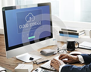 Cloud storage upload and download data management technology