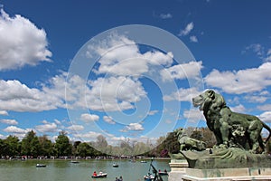 Clouds in El Retiro