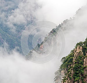 Cloudscape image of Huangshan