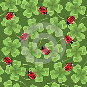 Clover and ladybirds seamless background