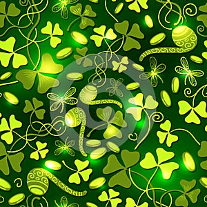 Clover leaves seamless pattern. St. Patrick`s Day green background. Shamrock wallpaper