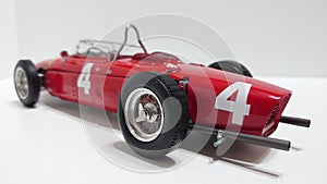 Cmc 1/18 scale model car - Ferrari 156 F1 Sharknose retro formula one racing legend