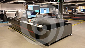 CNC machine for cutting fabrics textile