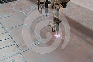 CNC Machine Steel Cutting