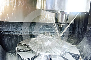 Cnc metal working machining center with cutter tool