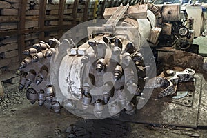 Coal extraction: Coal mine combine