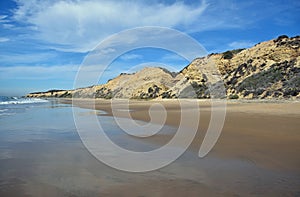 Coastline at Crystal Cove State Park, Southern California.