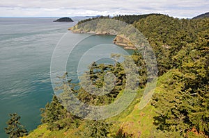 Coastline in deception pass state park