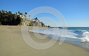 Coastline south of Aliso Beach in Laguna Beach, California.