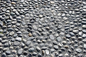 Cobbled paving