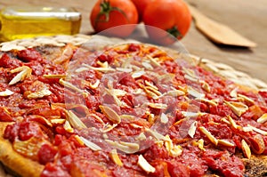 Coc de tomata, a flat pie with tomato and tuna typical of Valenc