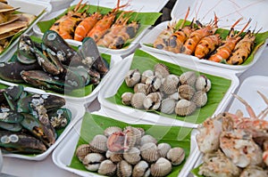 Cockles Mussel and Giant freshwater prawn grill, seafood