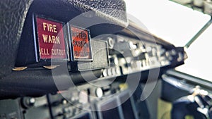 cockpit Boeing 737 auto pilot control panel