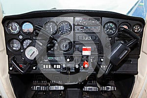 Cockpit of Cessna 152 aircraft