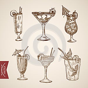 Cocktail aperitif alcohol glasses lineart retro vintage