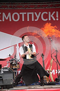 Cocktail. Bartenders show on the outdoor red stage