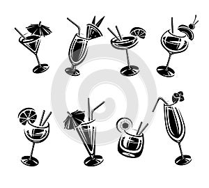 Cocktail set. Collection icon cocktails. Vector