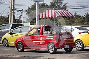 Coconut Icecream shop on Daihatsu Mira Mini Truck.