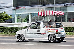 Coconut Icecream shop on Daihatsu Mira Mini Truck.