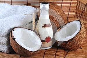 Kokos a masáž olej 