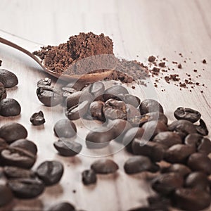 Chicchi di caffè un cacao 
