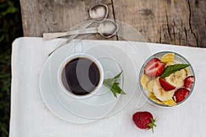 Coffee and dessert with fruits