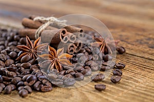 Coffee grains, anise and canella